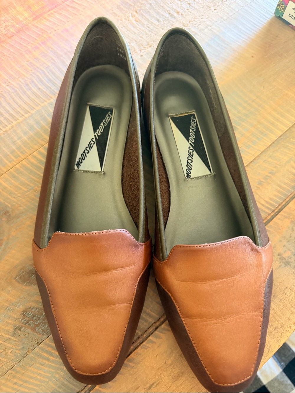 Mootsies Tootsies Two-Tone Tan and Dark Brown Leather Loafers